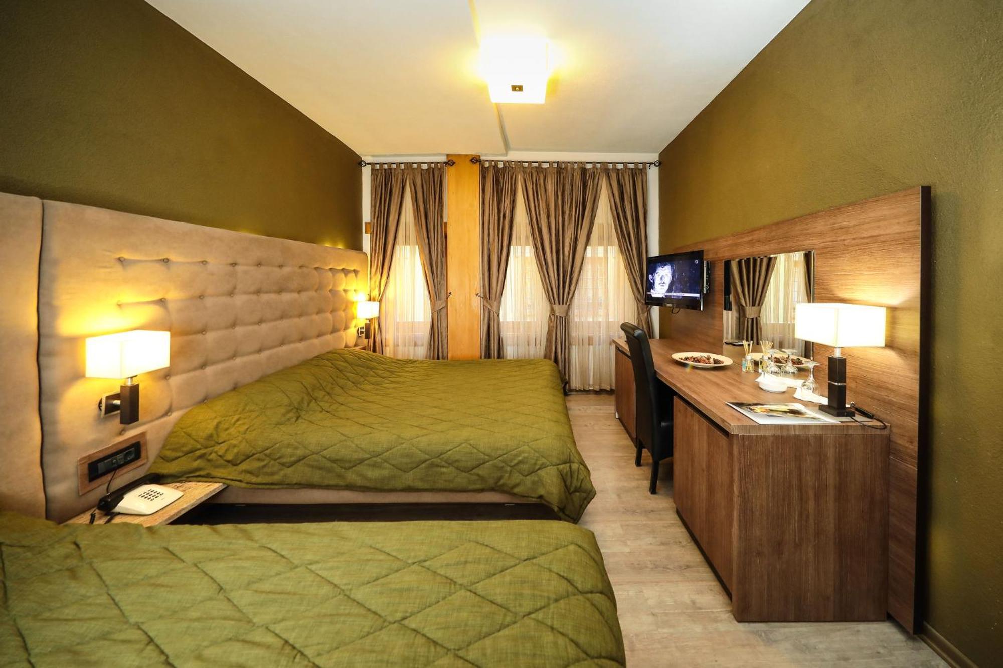 Hotel Carshia E Jupave Gjakova Eksteriør billede