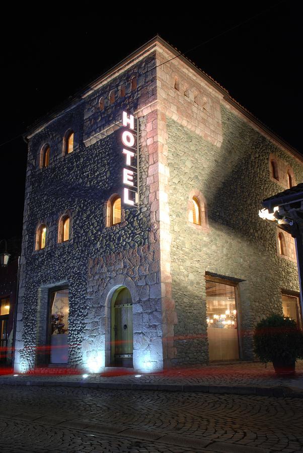 Hotel Carshia E Jupave Gjakova Eksteriør billede