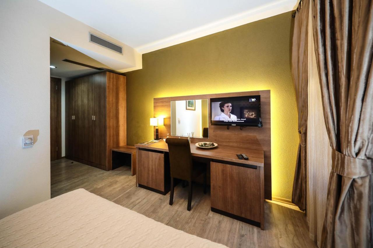 Hotel Carshia E Jupave Gjakova Eksteriør billede