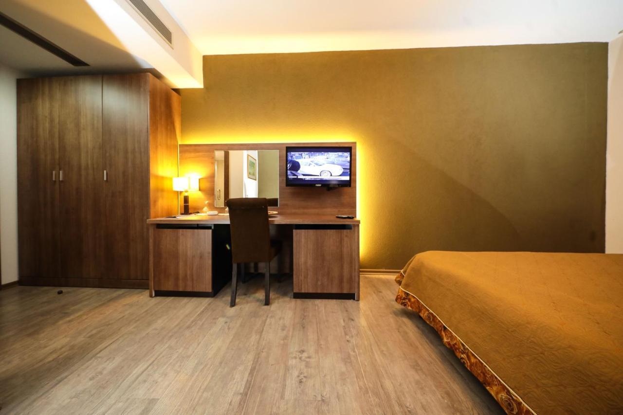 Hotel Carshia E Jupave Gjakova Eksteriør billede