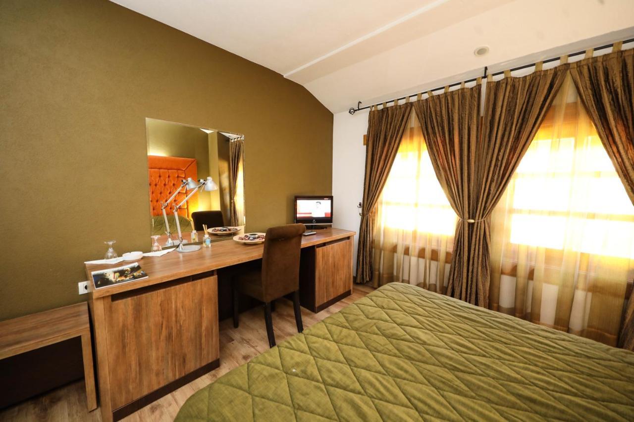 Hotel Carshia E Jupave Gjakova Eksteriør billede